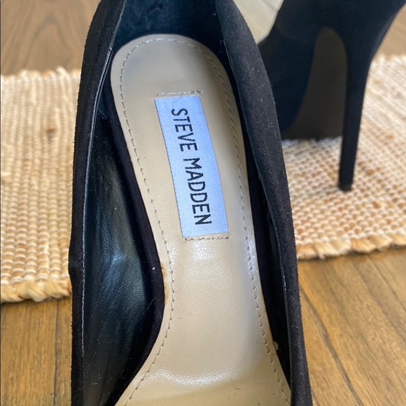 Steve Madden Black Platform Heels 6.5 - Picture 5 of 9